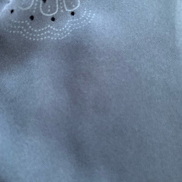 Xhilaration Gray Blouse‎ Button Down Back Floral Cutouts - Picture 12 of 12